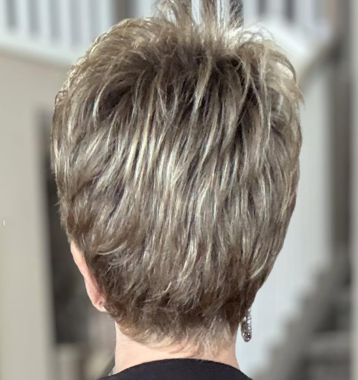 Chic Short Curly Hair Wig